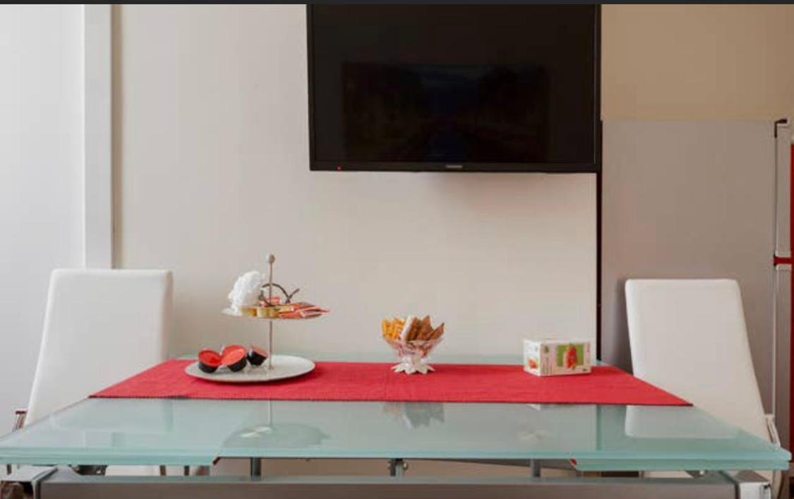 Rodica Comfort Home Milano Navigli Exterior foto